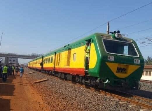 Après le TER, les trains (GTS) débarquent pour « connecter » Dakar au reste du Sénégal - investactu.com