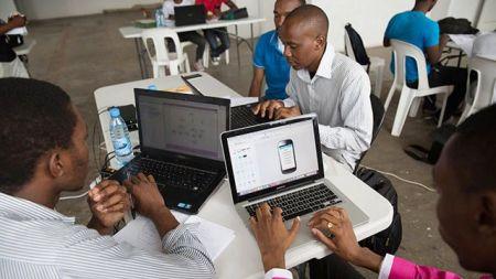 Le programme Talent 4 Startups forme les professionnels africains aux compétences digitales - investactu.com