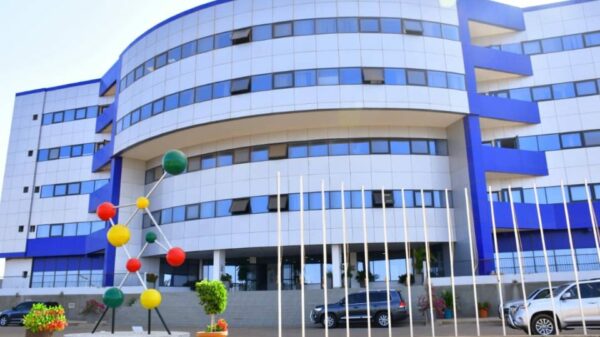 Sénégal : L’IRESSEF se lance dans la bio-production de vaccins et de médicaments - investactu.com