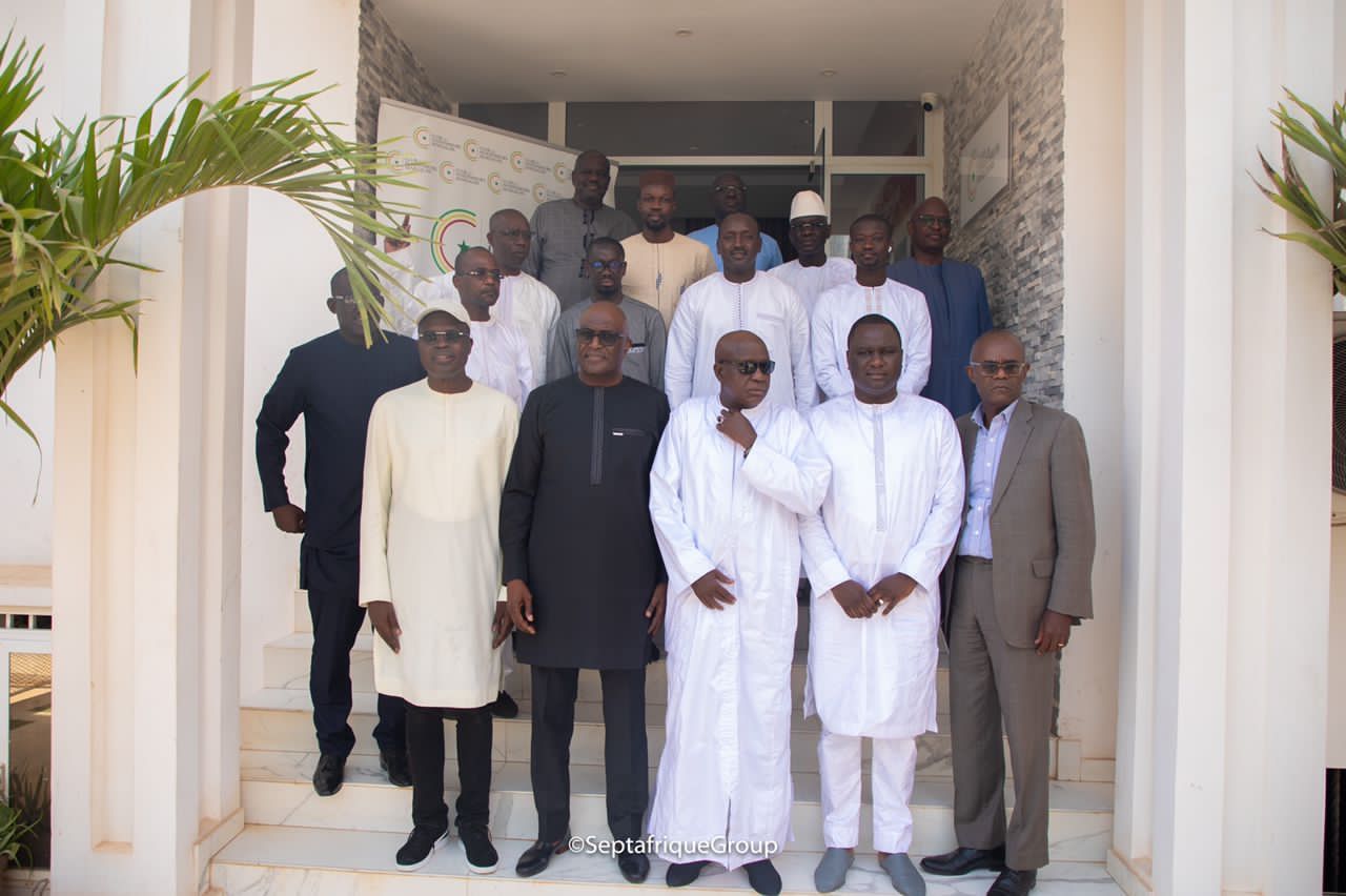 Rencontre entre le Club des Investisseurs Sénégalais (CIS) et la Coalition Yewi Askan WI: La construction du Sénégal se fera par le Dialogue, Babacar NGOM - investactu.com