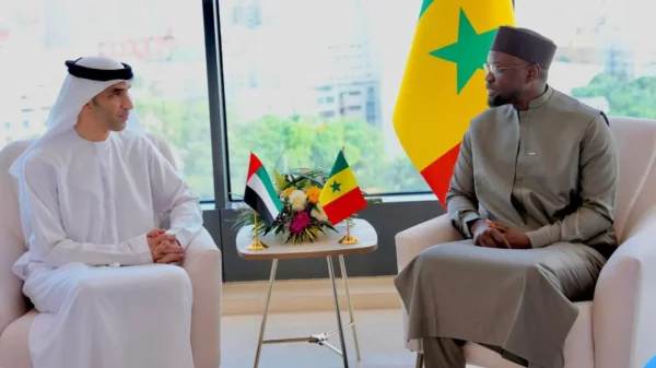 Le Sénégal et les Émirats Arabes Unis signent 10 mémorandums d’entente pour des projets d’envergure - investactu.com